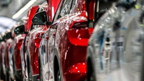 Para bağlayanlar saçlarını yoluyor! Otomotiv sektörü için işler kötü