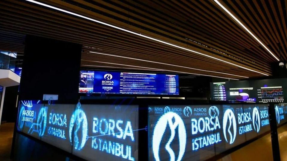 BIST 100 yaklaşık 10 ay sonra 11 bin puanın altını gördü