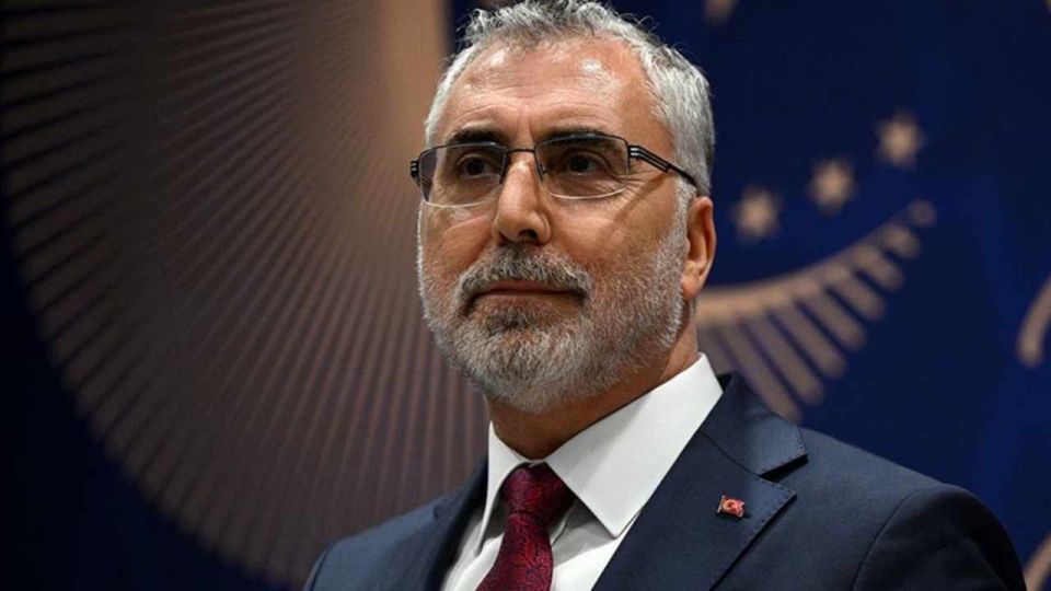 Bakanlık işverenle iş arayanı bir araya getiriyor: 82 bin 544 işsizle iletişime geçildi