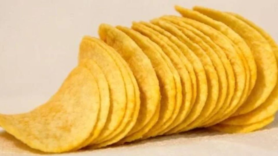 Rekabet Kurulu kararı sonrasında Frito Lay raflarını rakip markalara da açacak.
