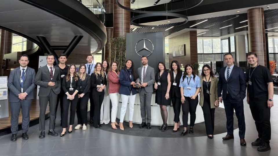 En iyi Mercedes acentesi Gelecek Otomotiv oldu