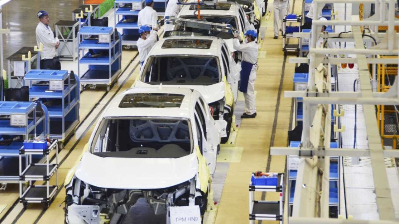 Merkezi Japonya’da bulunan Nissan, kar elde ettiği dönemlere dönmek için