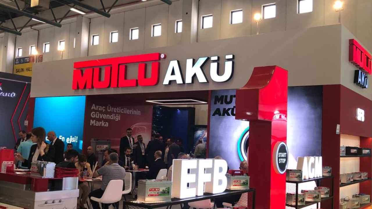 Mutlu AKÜ