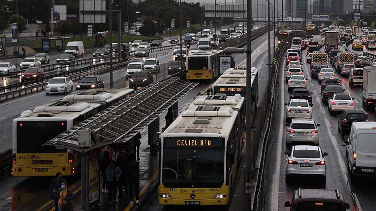 İstanbul Büyükşehir Meclisi'nde daha önce reddedilen yüzde 46'lık zam teklifinden