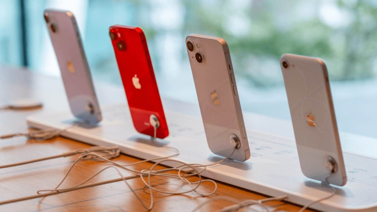 Apple bütçe dostu iPhone SE modeli geliyor: Türkiye en önemli pazar olacak