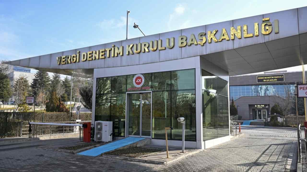 Çok kazandığı halde az vergi ödeyen 150 sanatçı tespit edildi