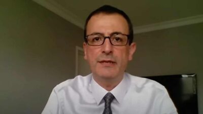 Sosyal medya üzerinden en çok takip edilen ekonomistlerin başında gelen