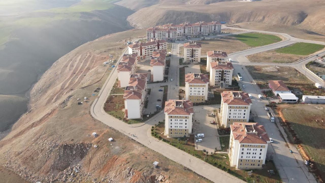 TOKİ, 1,5 milyon vatandaşın yararlanacağı 450 bin konut inşa edecek